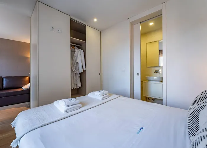 Bellevue Downtown * Порту